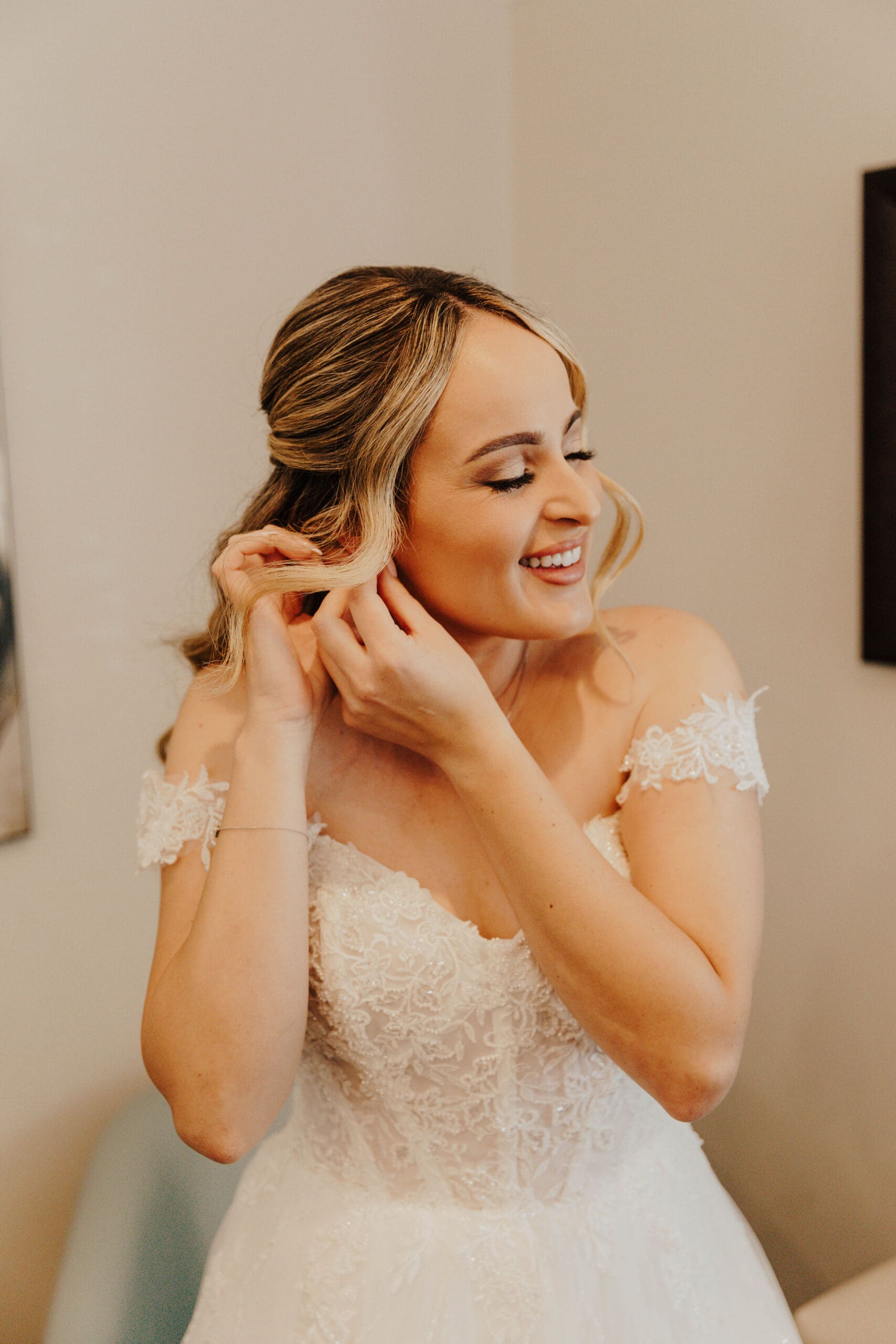 Pacheco Beauty bride at wedding day after styling for professional glam trial